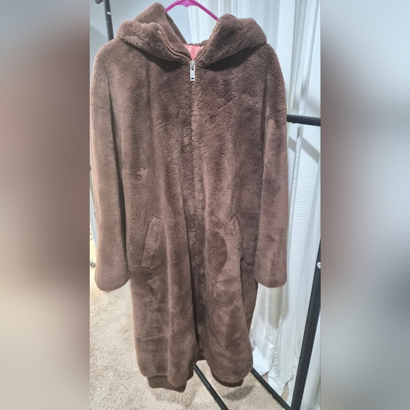 UGG Chocolate Teddy Jacket for Women - Size M/L - Picture 3 of 6